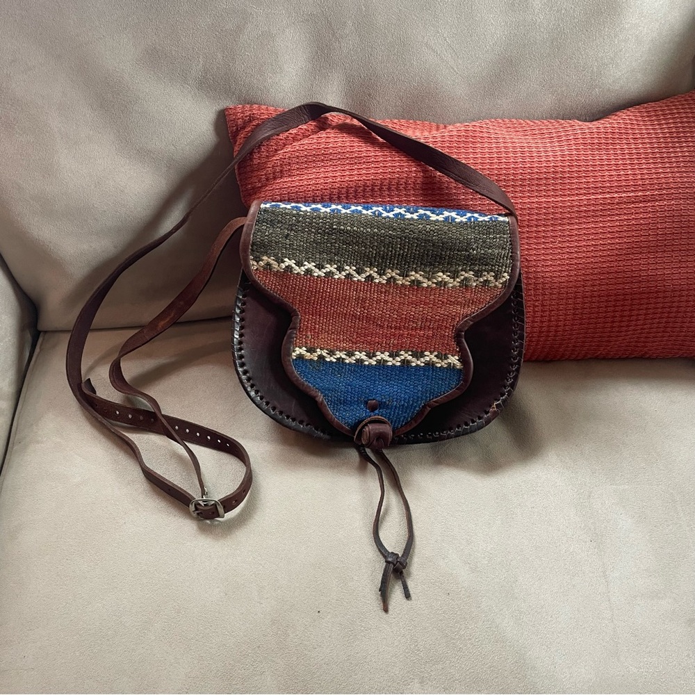 Leather crossbody bag